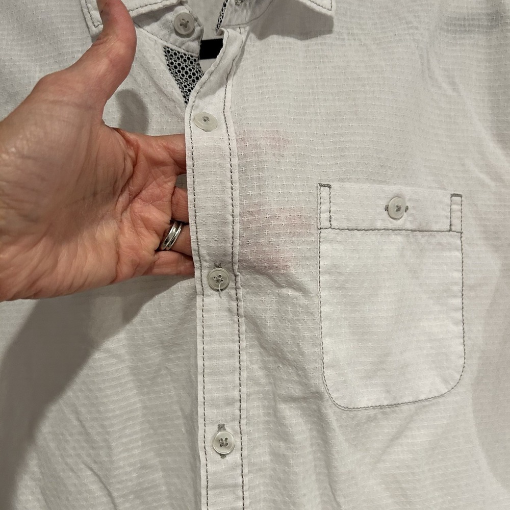 Michael Brandon White Men's Button Down Short Sleeved Shirt Med Semi Sheer - Picture 4 of 7
